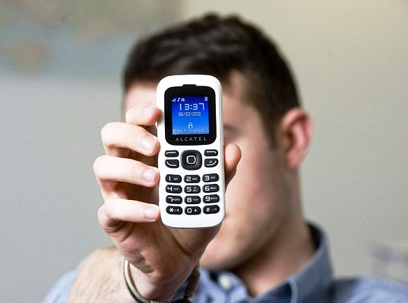 Bicara itu Murah! Ponsel Terbaru Hanya Rp16 Ribu